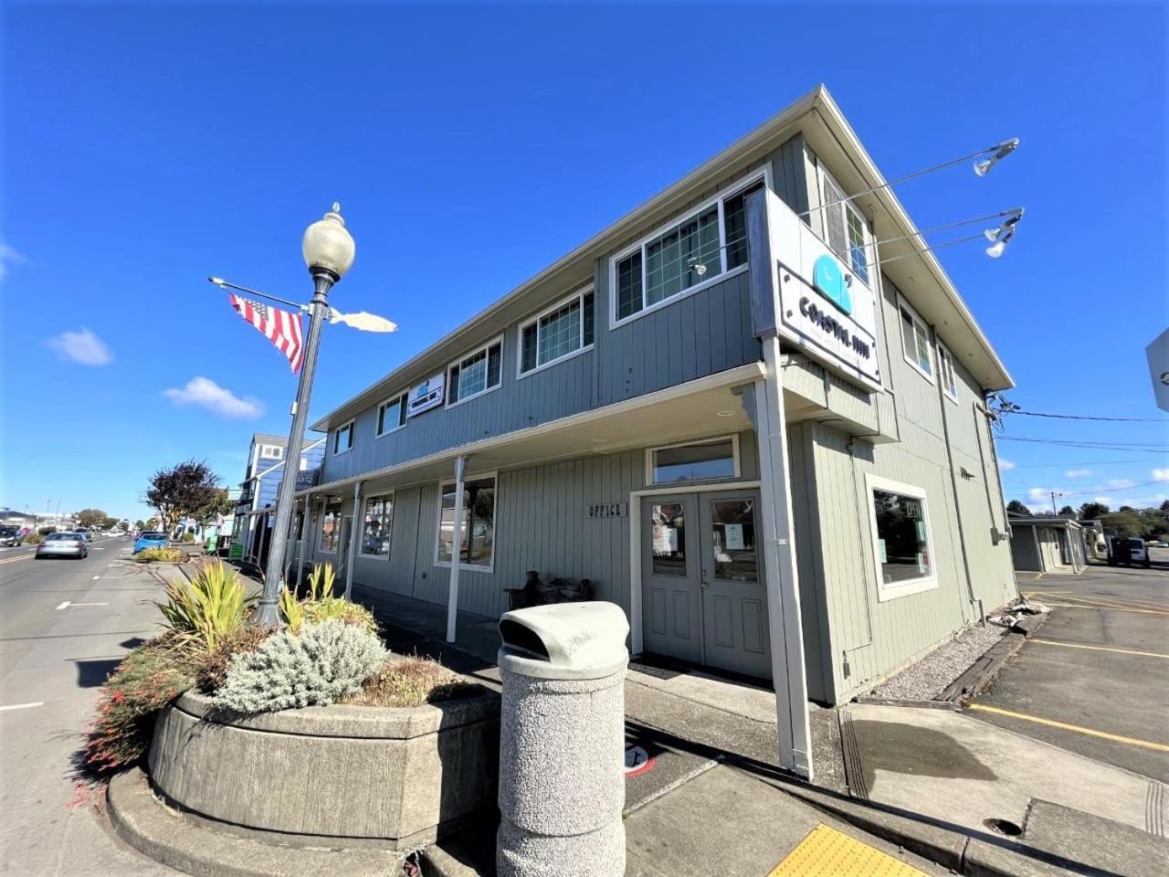 Coastal Inn And Suites Long Beach Exterior foto