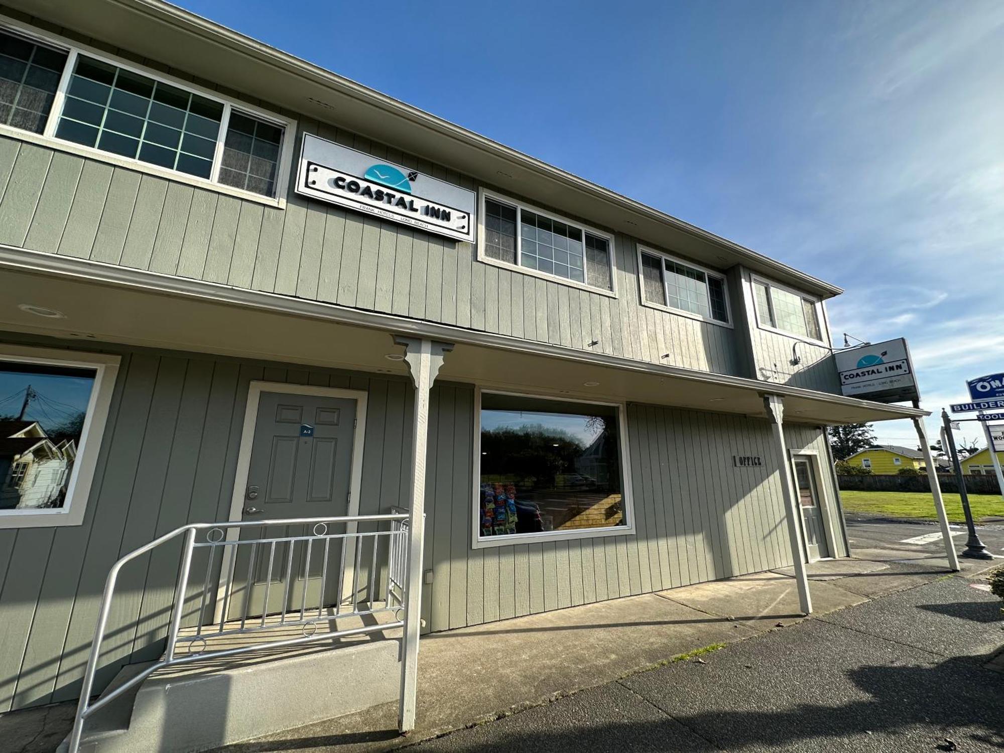 Coastal Inn And Suites Long Beach Exterior foto